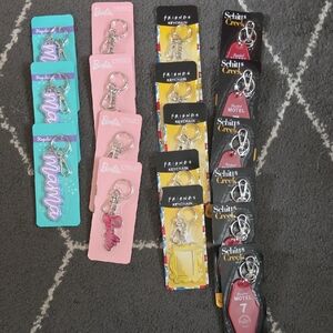 Assorted Licensed TV & Doll Keychain 18 Pack
